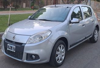 Renault Sandero Usado en Mendoza Financiado