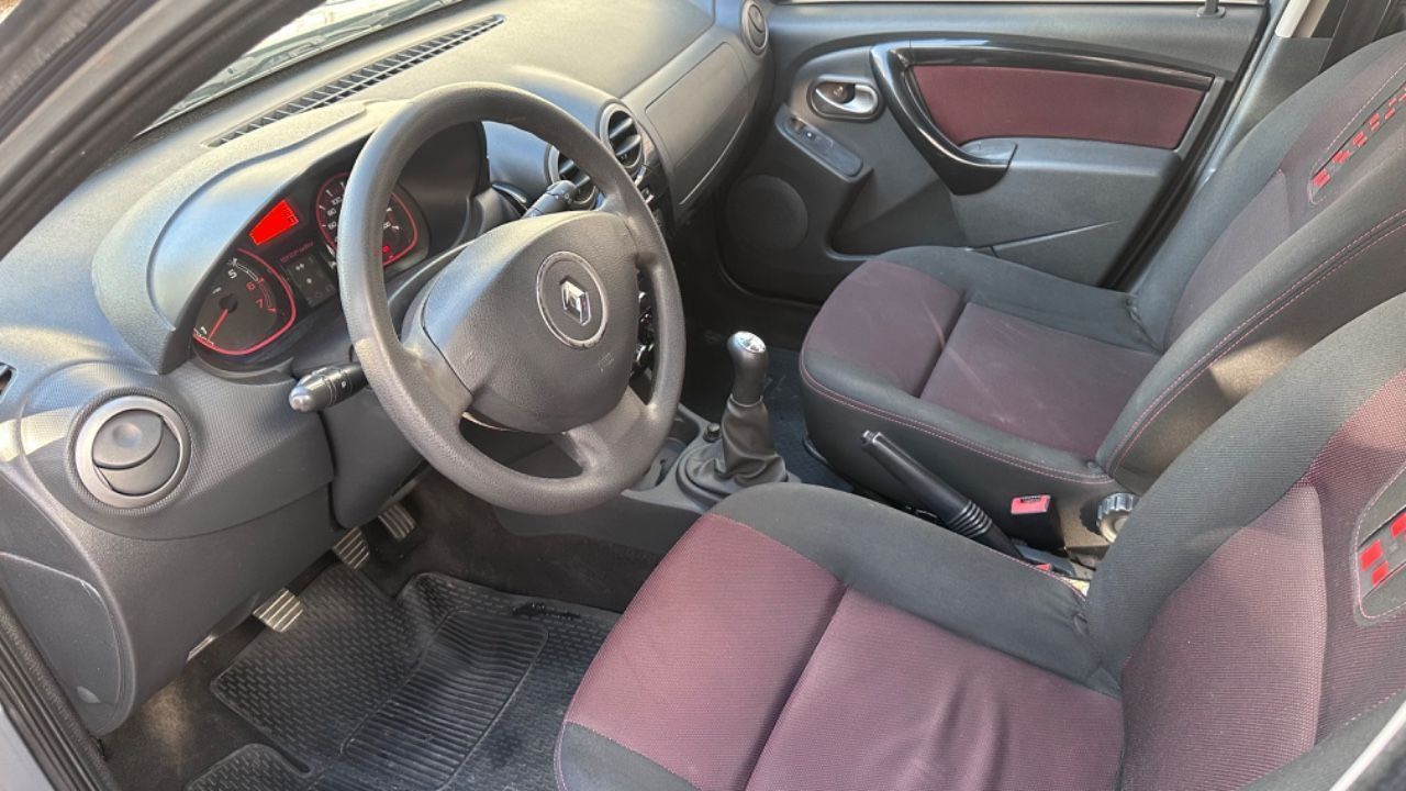 Renault Sandero Usado en San Luis, deRuedas