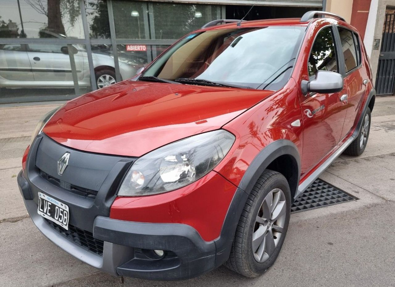 Renault Sandero Usado en Mendoza, deRuedas
