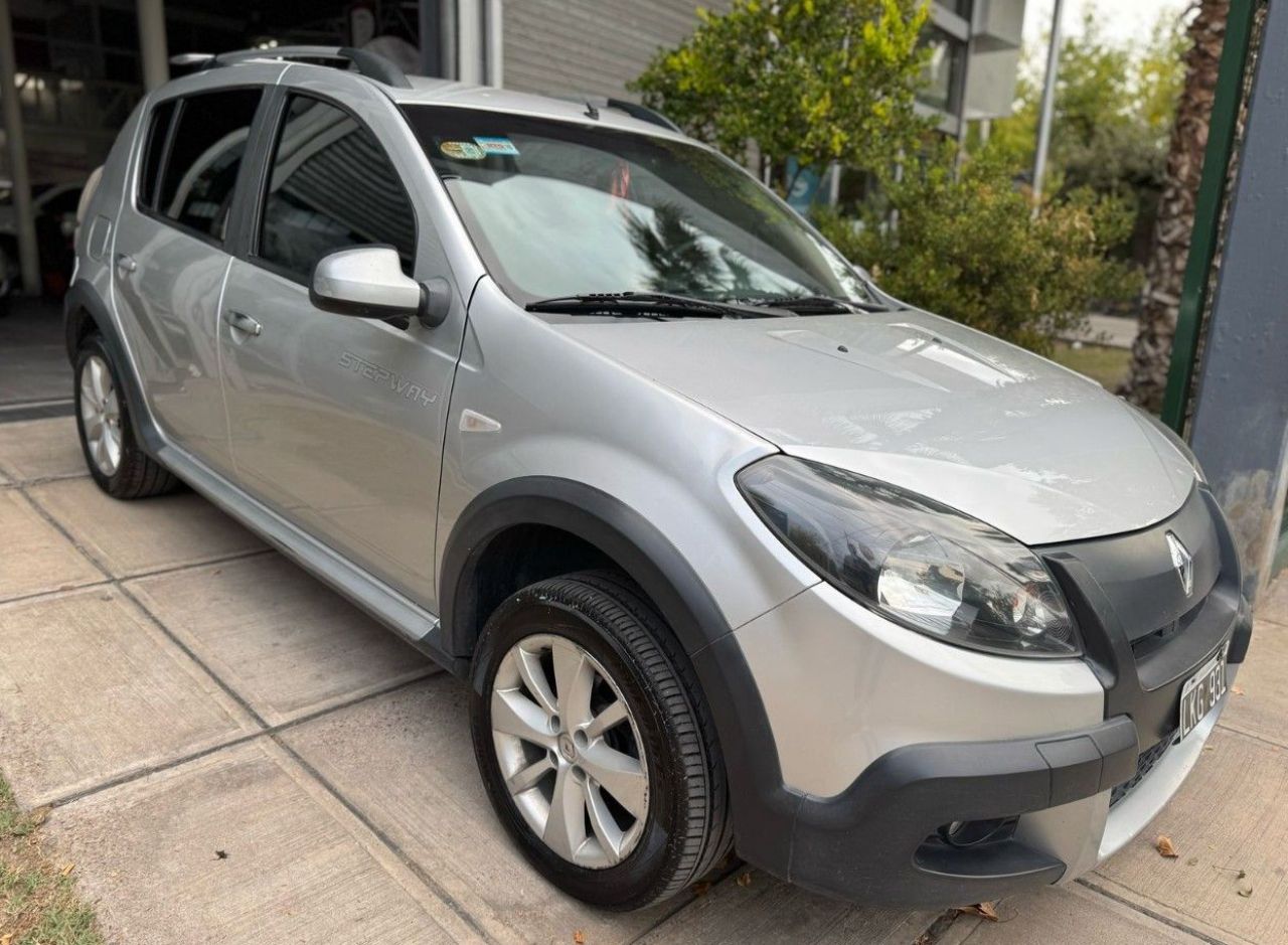 Renault Sandero Usado en Mendoza, deRuedas