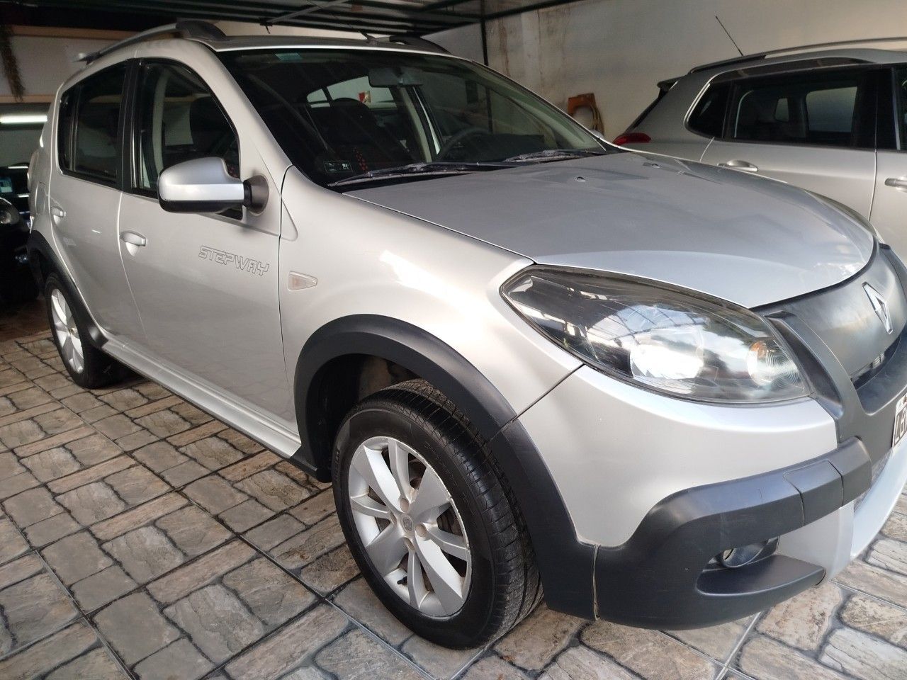 Renault Sandero Usado en Córdoba, deRuedas
