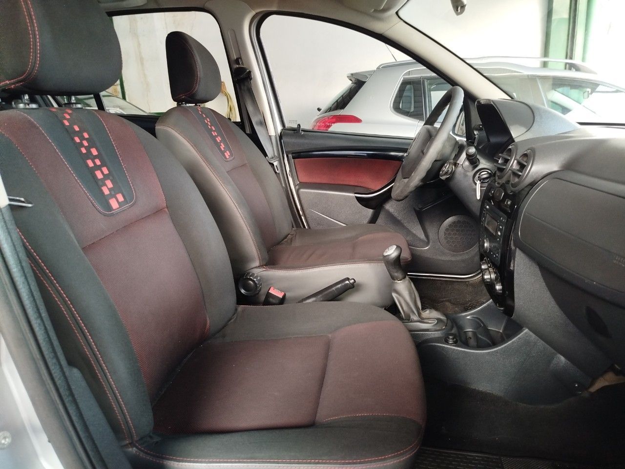 Renault Sandero Usado en Córdoba, deRuedas