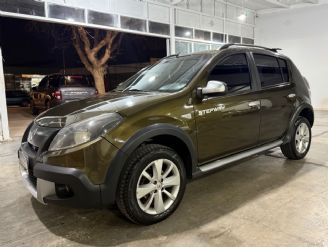Renault Sandero Usado en Mendoza Financiado