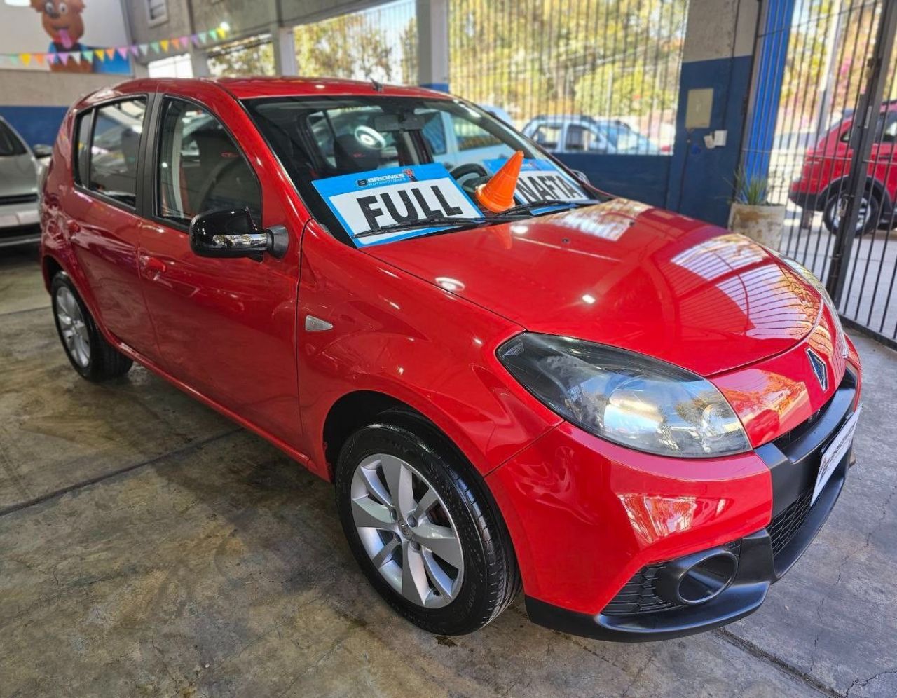 Renault Sandero Usado en Mendoza, deRuedas