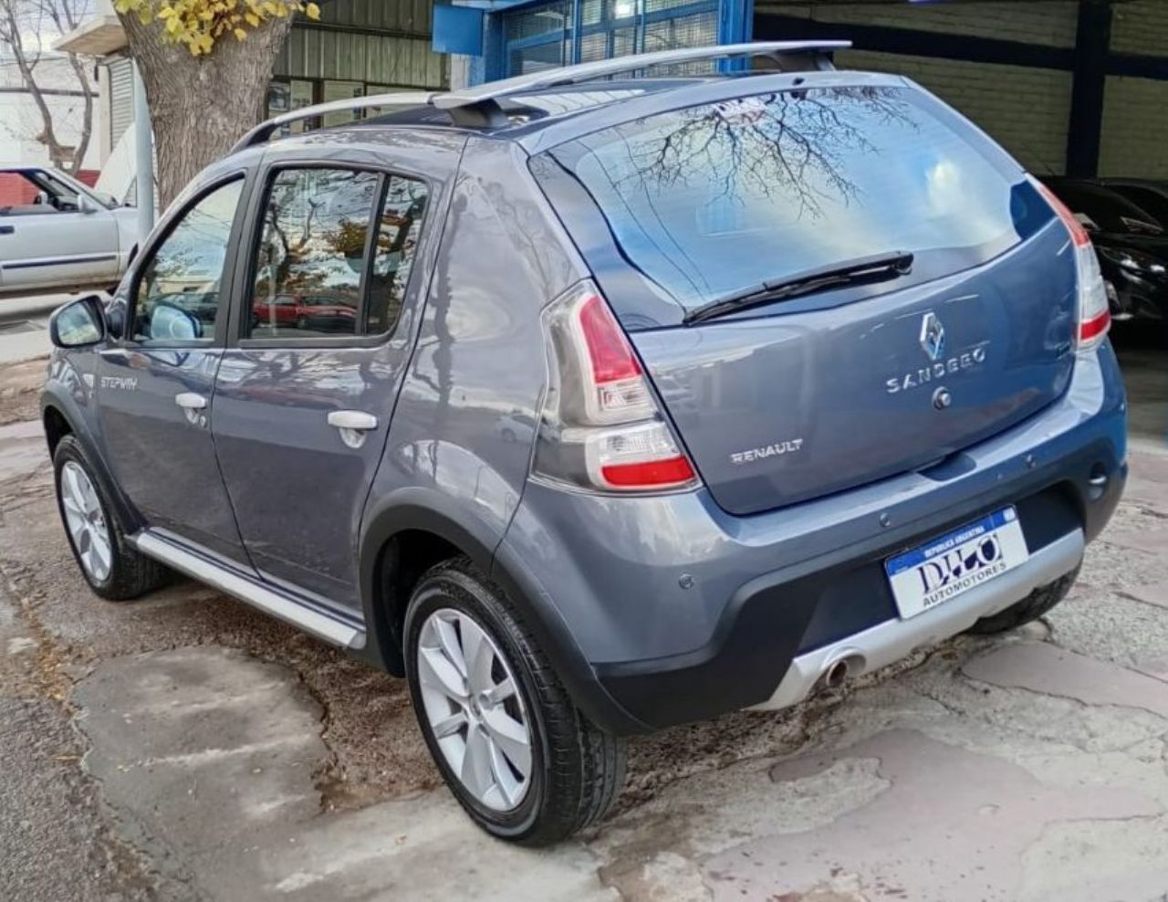 Renault Sandero Usado Financiado en Mendoza, deRuedas