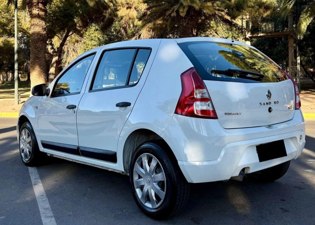 Renault Sandero Usado Financiado en Mendoza, deRuedas