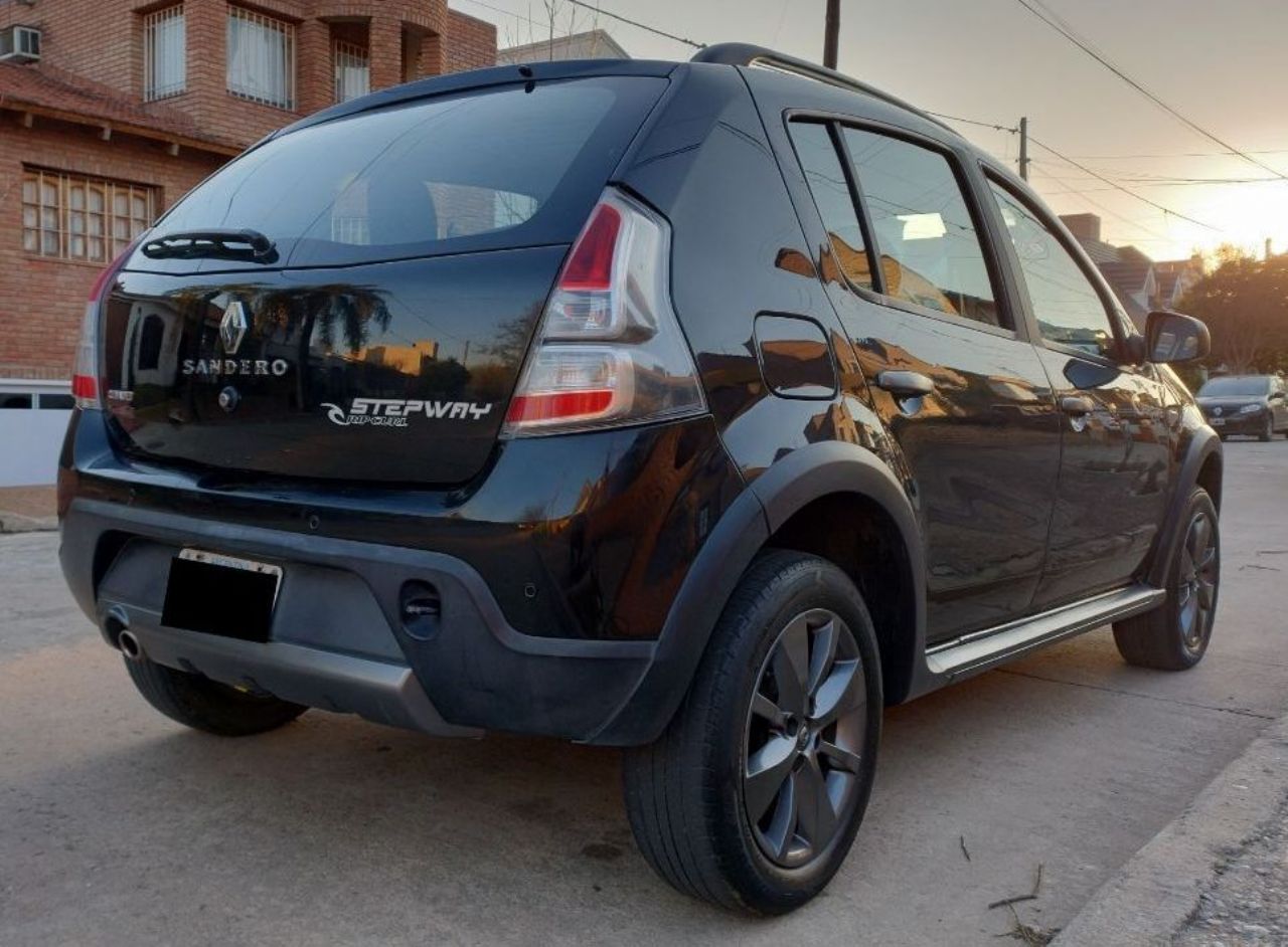 Renault Sandero Usado Financiado en Córdoba, deRuedas