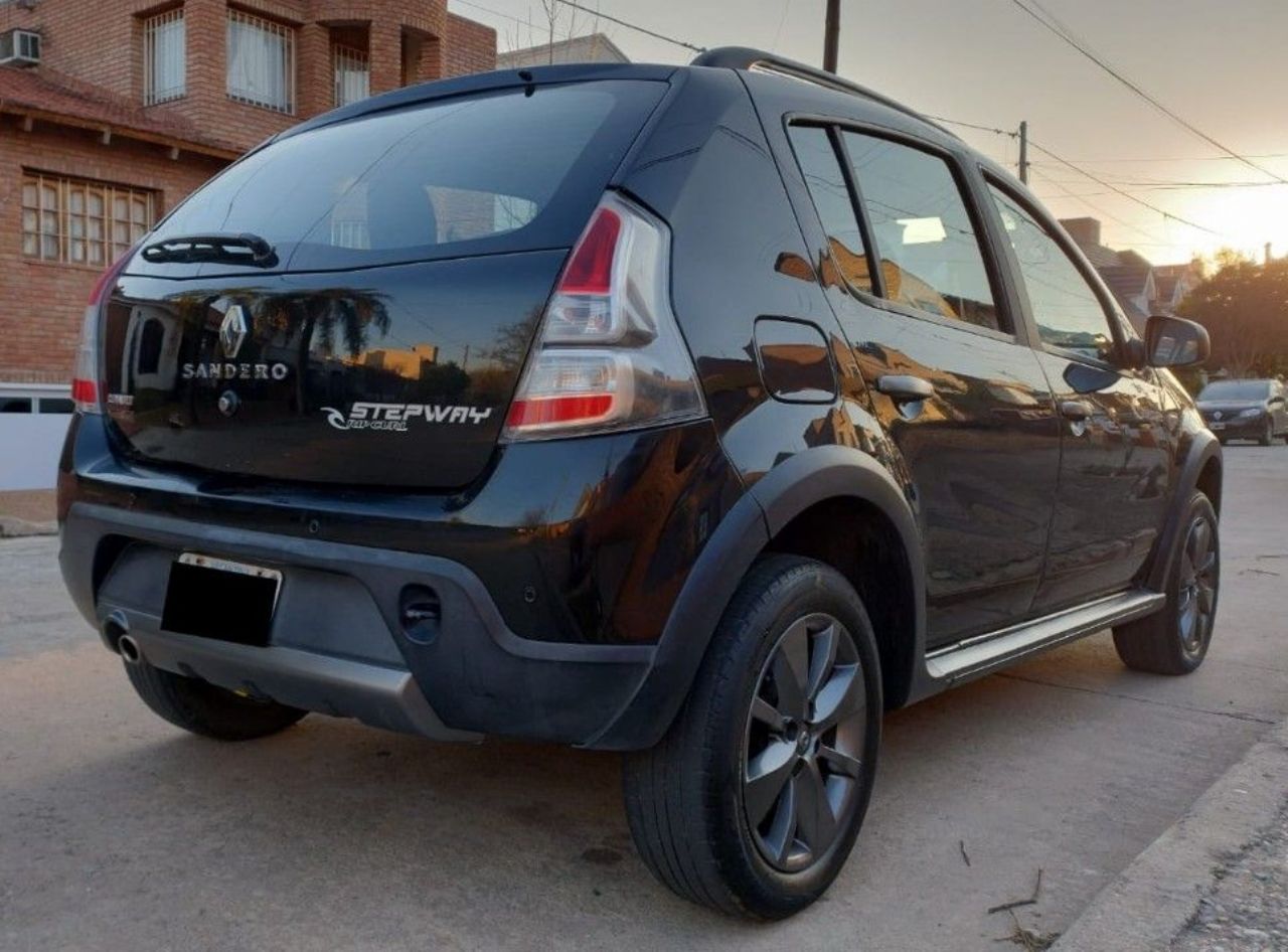 Renault Sandero Usado Financiado en Córdoba, deRuedas