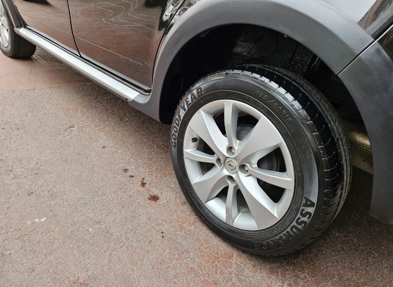 Renault Sandero Usado en Mendoza, deRuedas