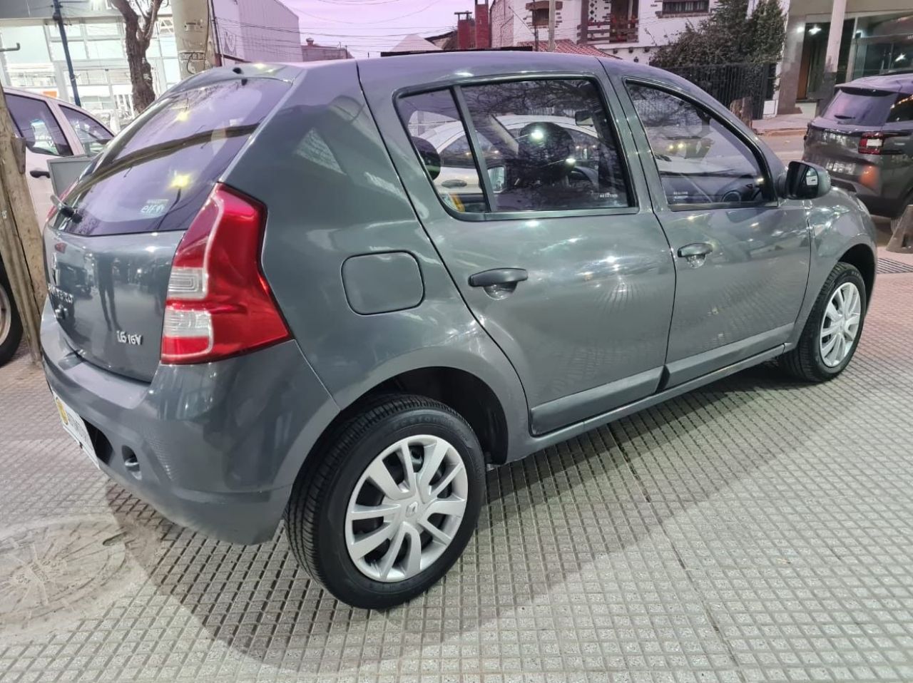 Renault Sandero Usado en Mendoza, deRuedas