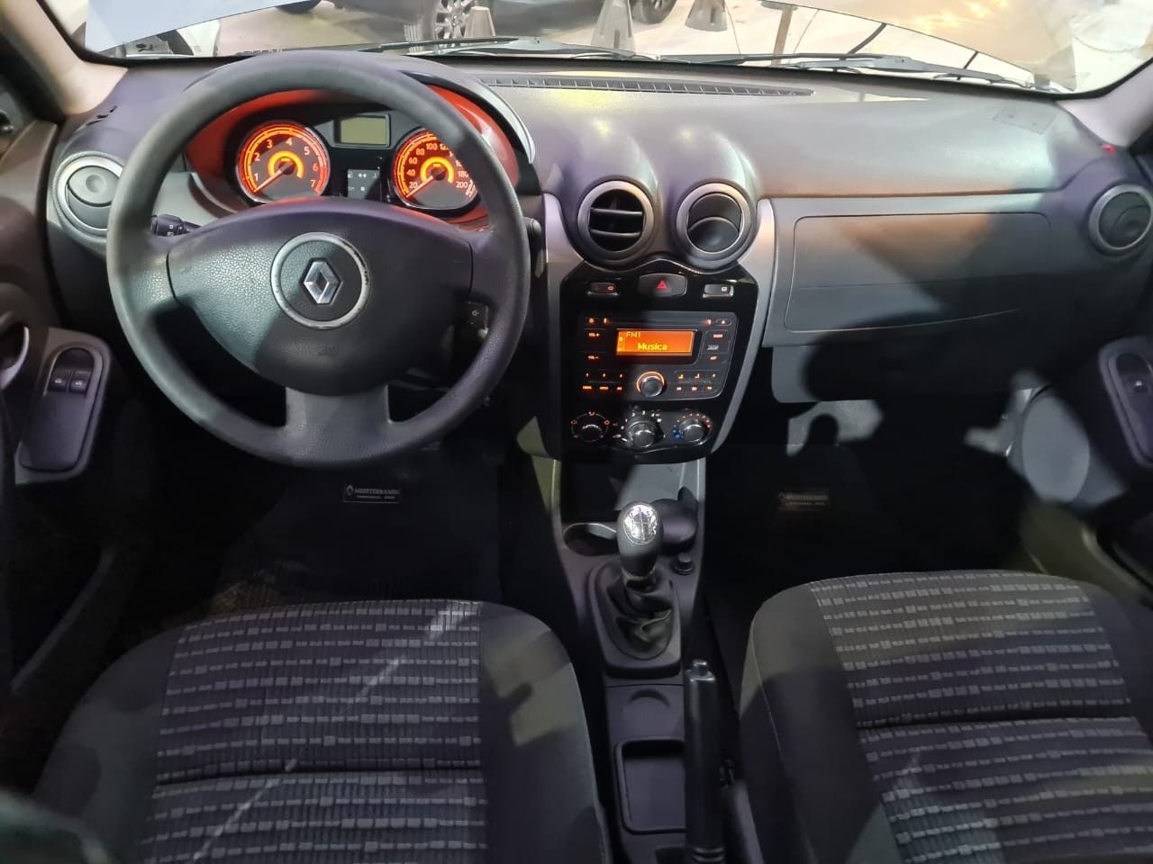 Renault Sandero Usado en Mendoza, deRuedas