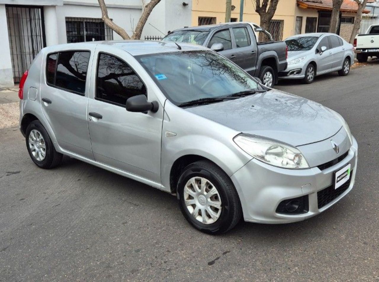 Renault Sandero Usado Financiado en Mendoza, deRuedas