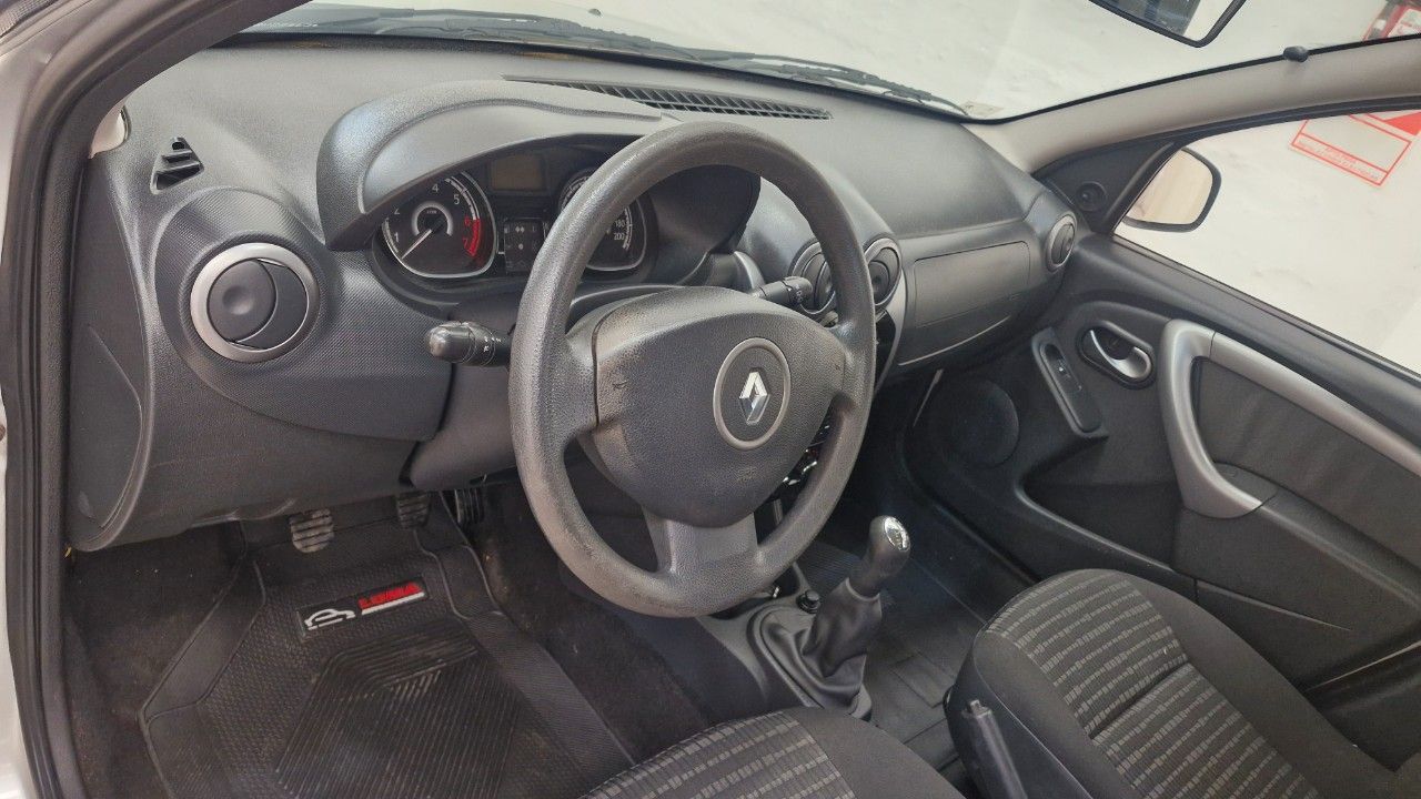 Renault Sandero Usado Financiado en Mendoza, deRuedas