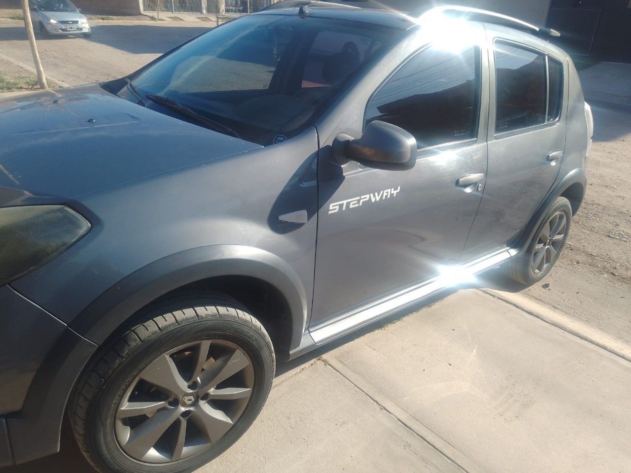 Renault Sandero Usado en Mendoza, deRuedas