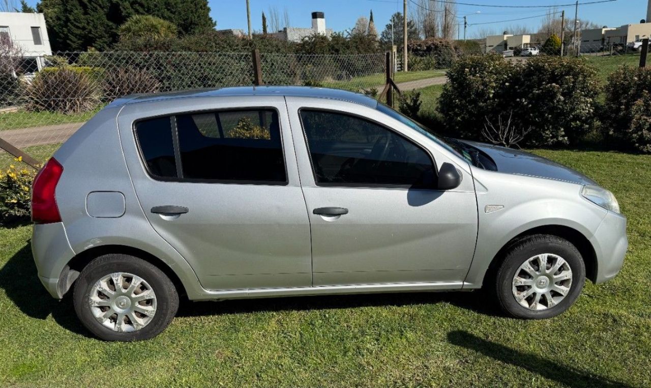 Renault Sandero Usado en Buenos Aires, deRuedas