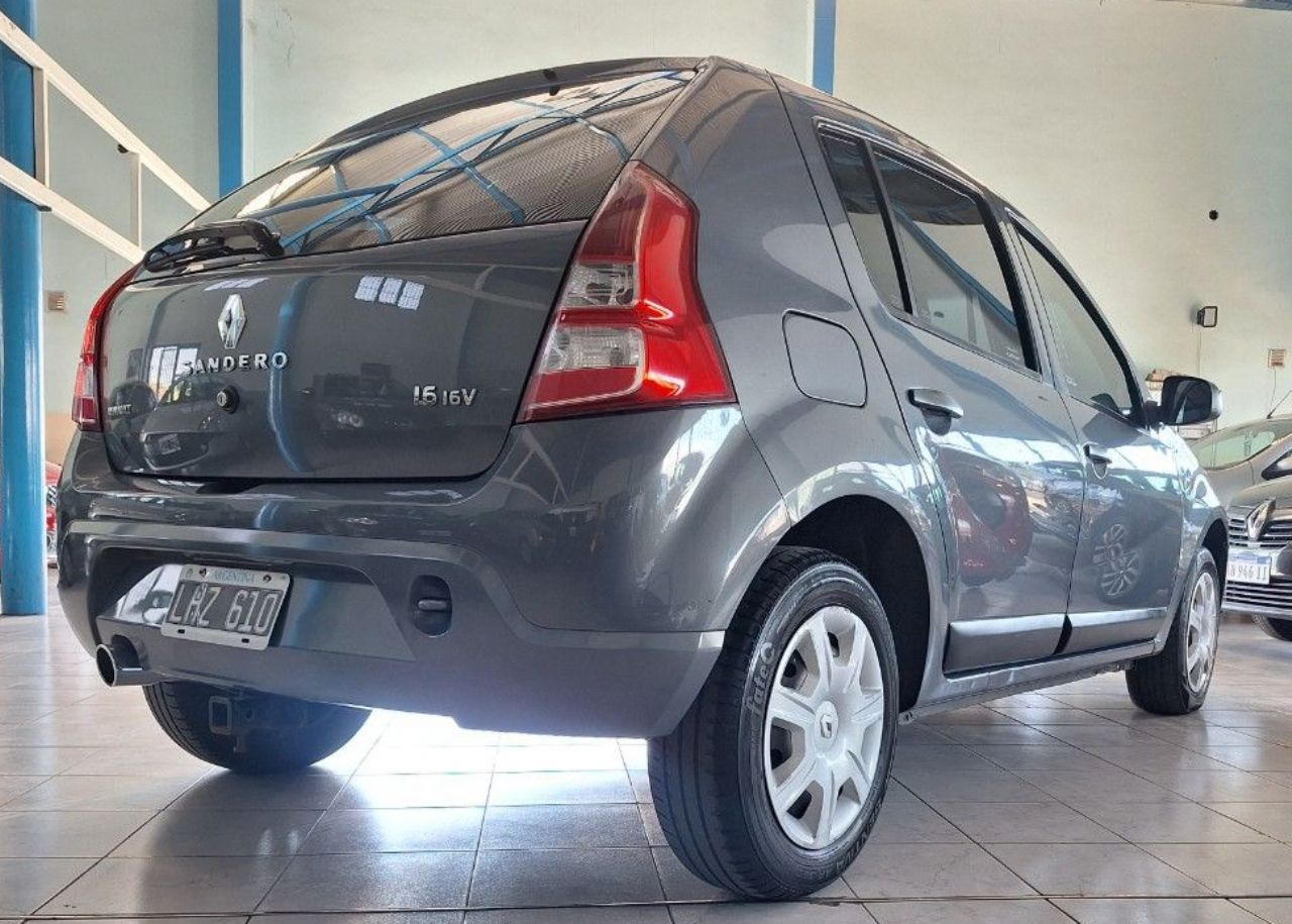 Renault Sandero Usado Financiado en Mendoza, deRuedas