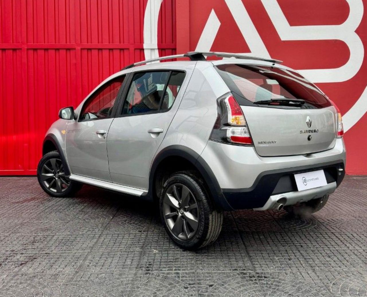 Renault Sandero Usado Financiado en Córdoba, deRuedas