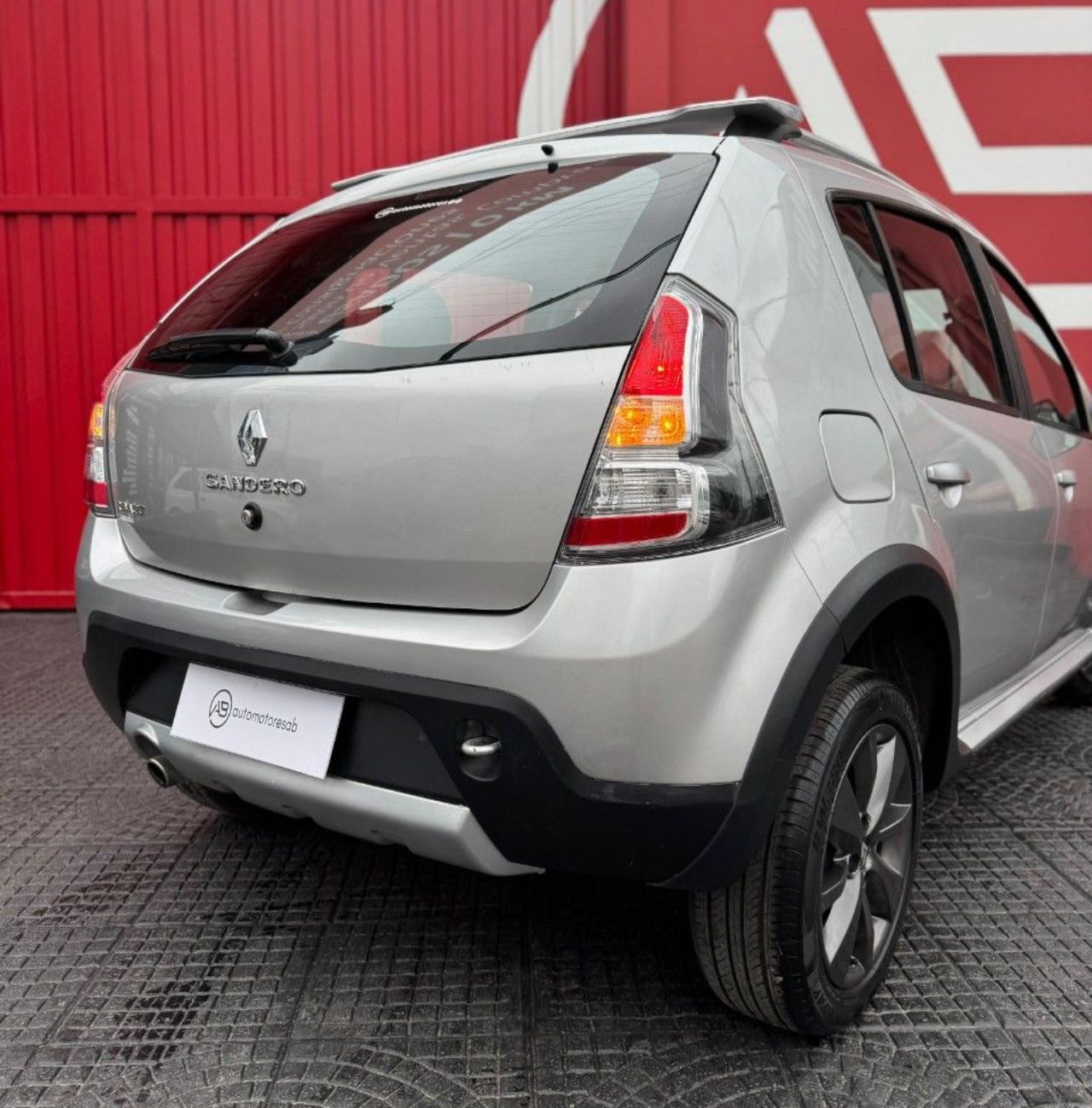 Renault Sandero Usado Financiado en Córdoba, deRuedas