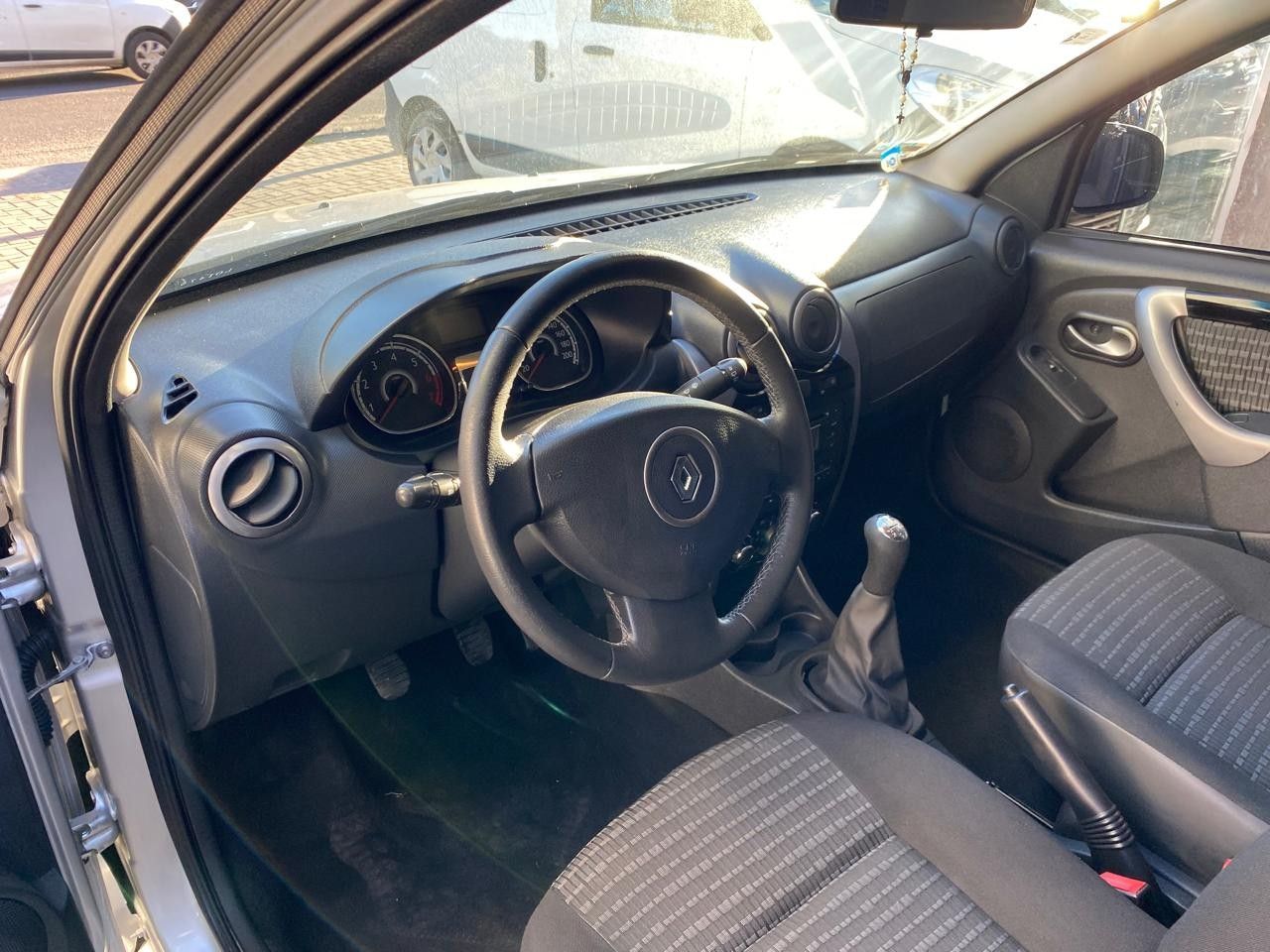 Renault Sandero Usado Financiado en Córdoba, deRuedas