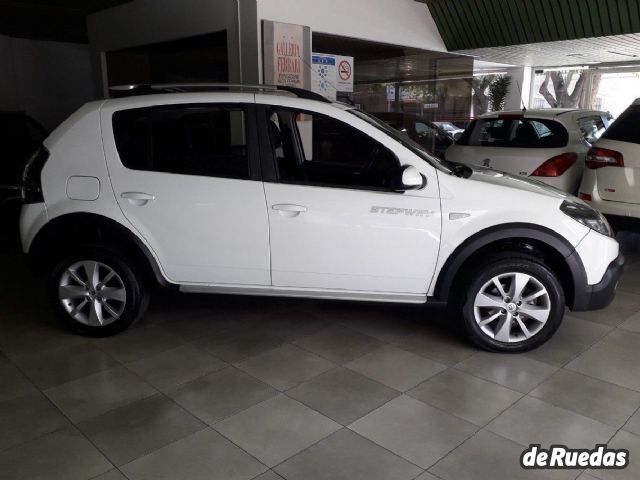 Renault Sandero Usado en Mendoza, deRuedas