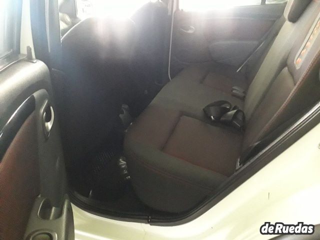 Renault Sandero Usado en Mendoza, deRuedas