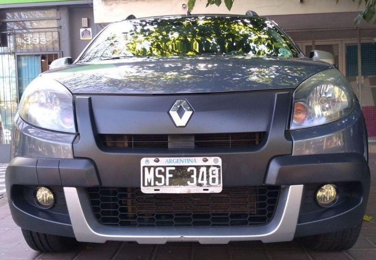 Renault Sandero Usado en Mendoza, deRuedas