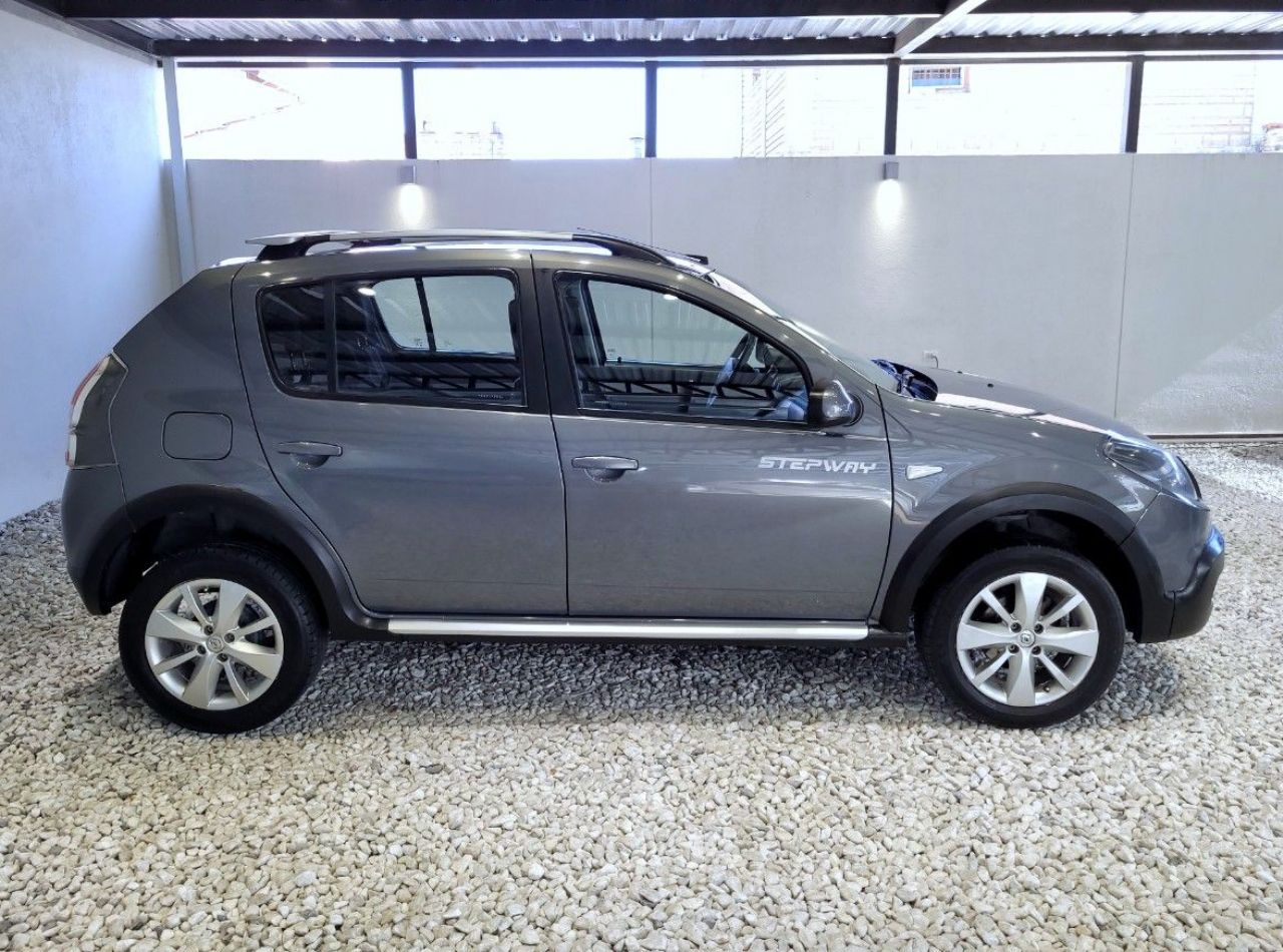 Renault Sandero Usado en Córdoba, deRuedas