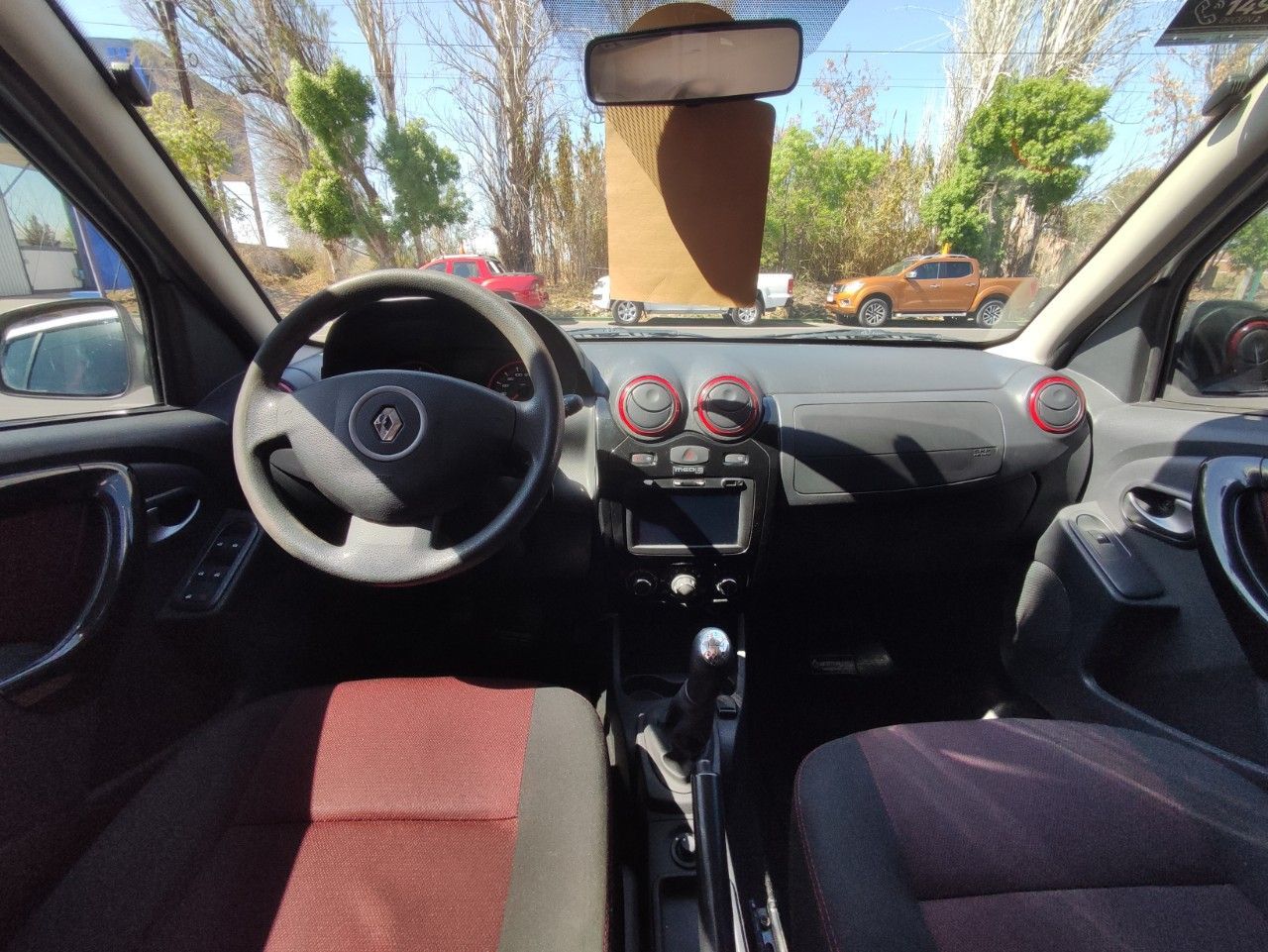 Renault Sandero Usado en Mendoza, deRuedas