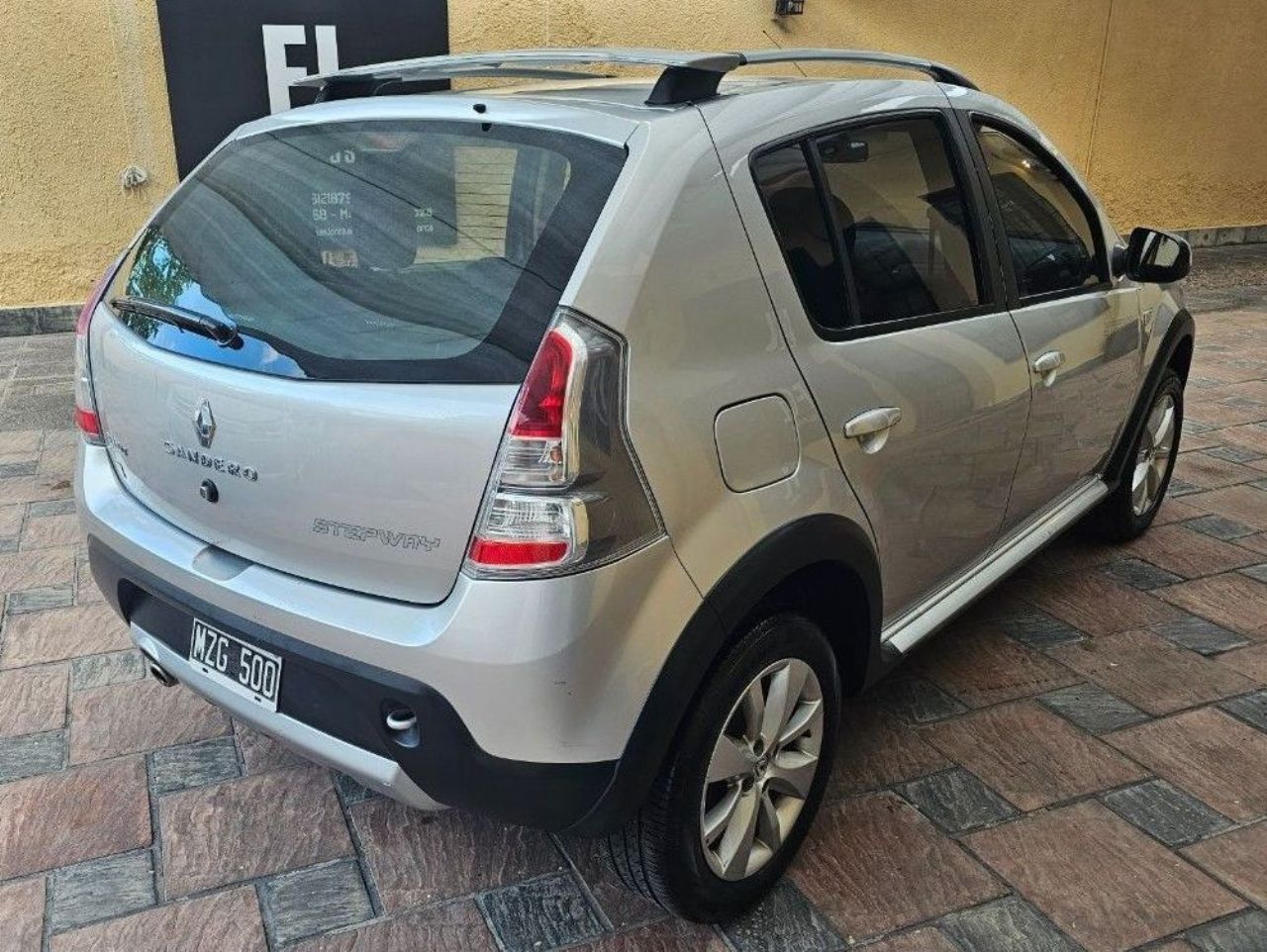 Renault Sandero Usado en Mendoza, deRuedas