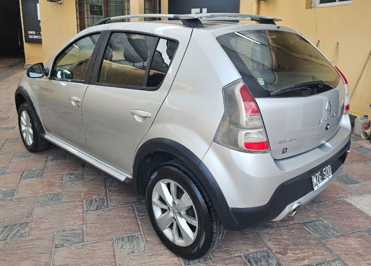Renault Sandero Usado en Mendoza, deRuedas