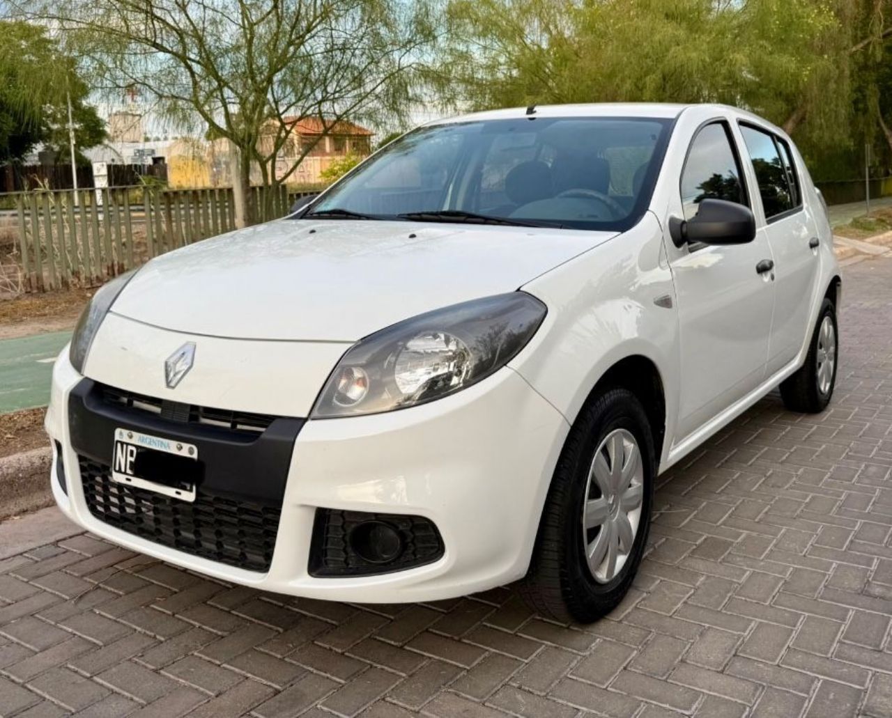 Renault Sandero Usado en Mendoza, deRuedas