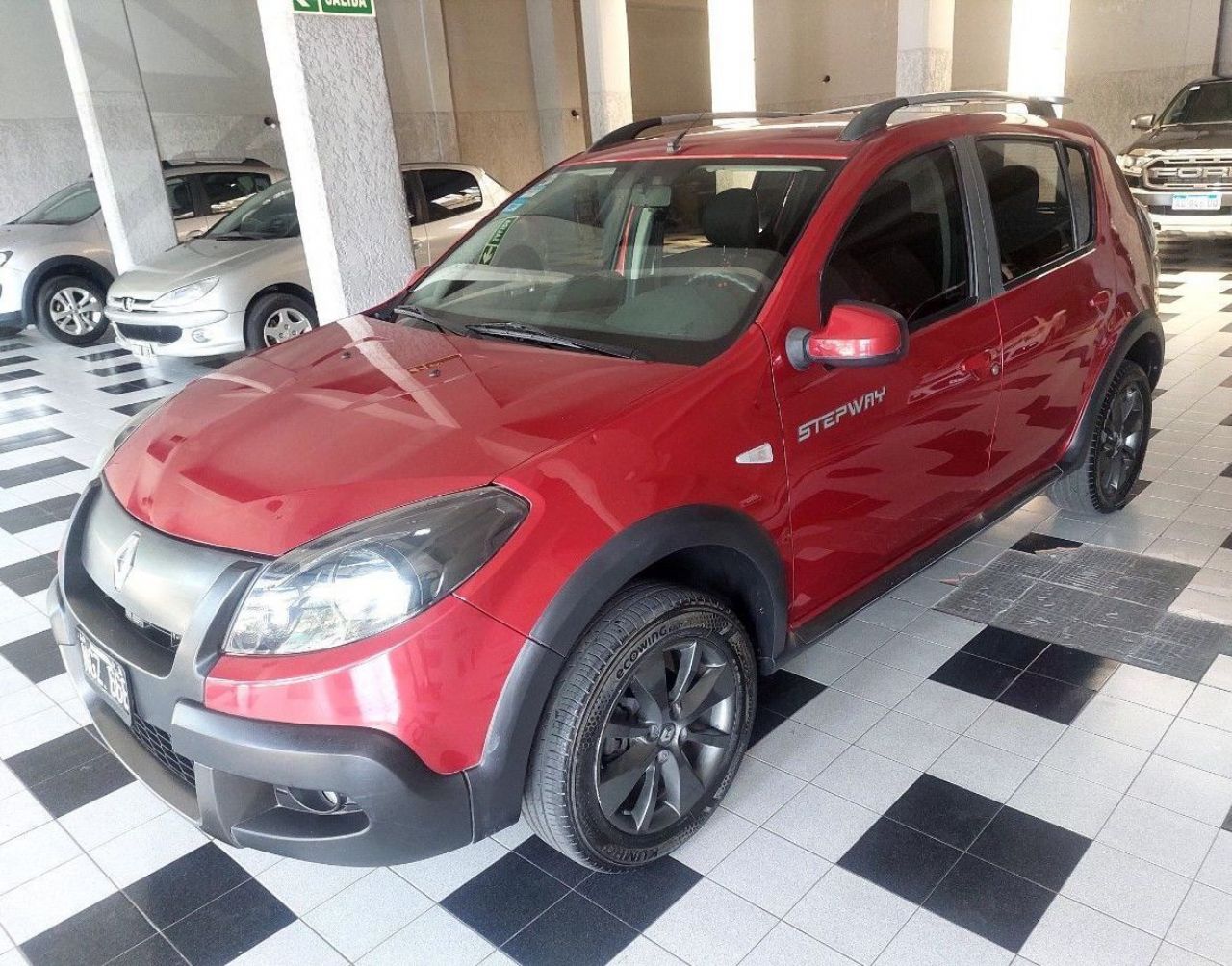 Renault Sandero Usado en Mendoza, deRuedas