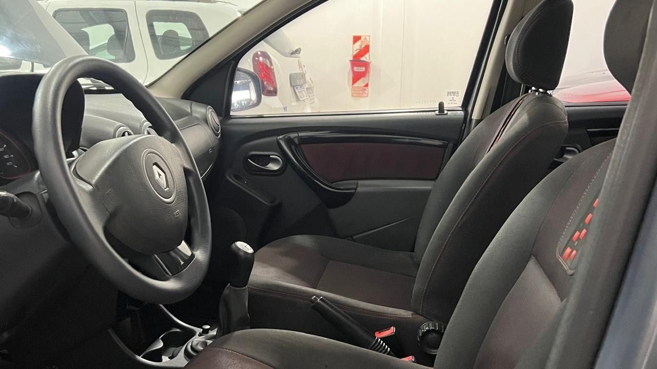 Renault Sandero Usado Financiado en Córdoba, deRuedas