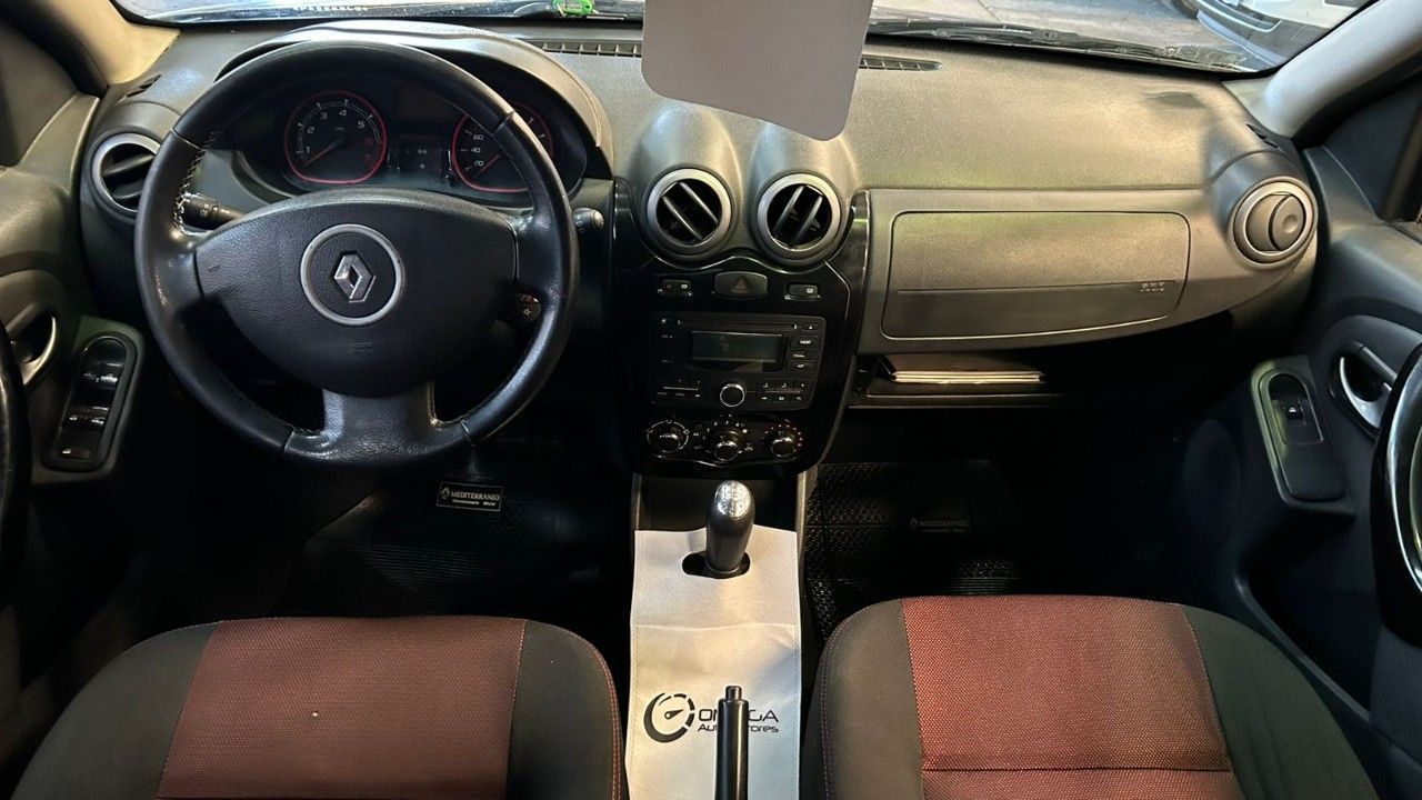 Renault Sandero Usado Financiado en Mendoza, deRuedas