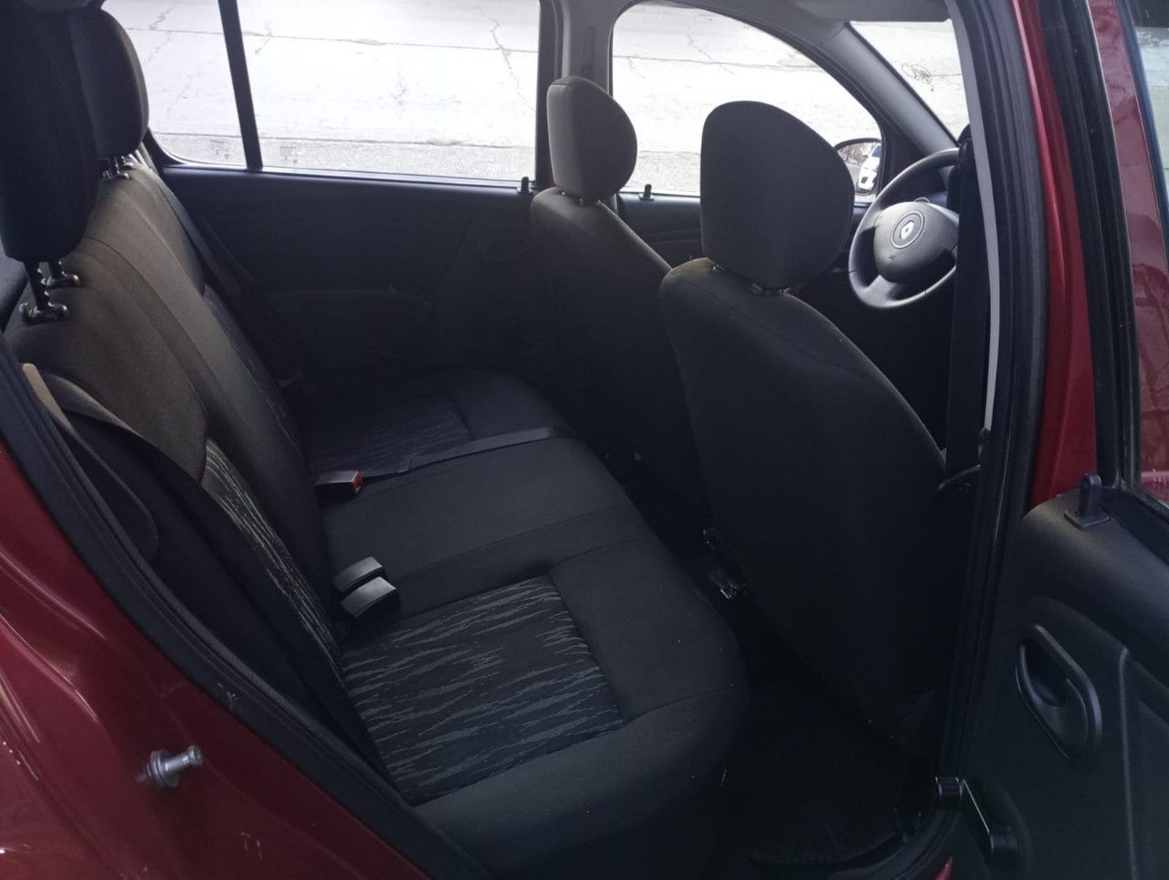 Renault Sandero Usado Financiado en Mendoza, deRuedas