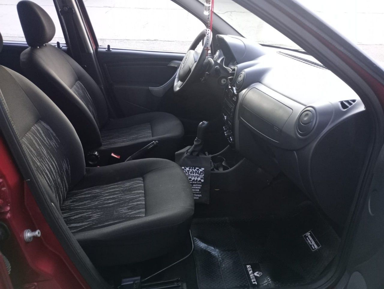 Renault Sandero Usado Financiado en Mendoza, deRuedas