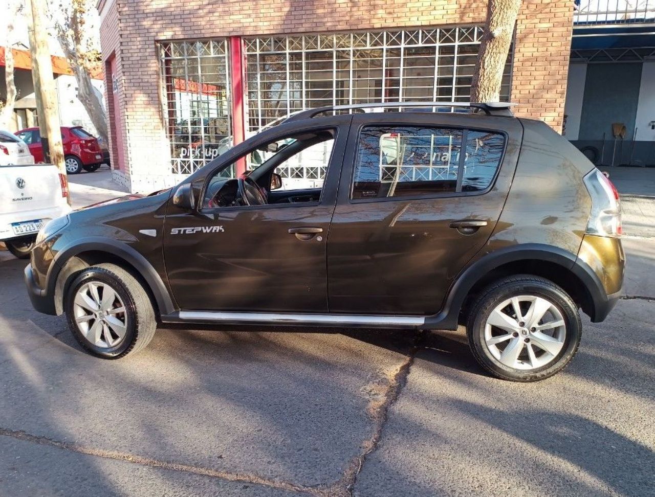 Renault Sandero Usado en Mendoza, deRuedas