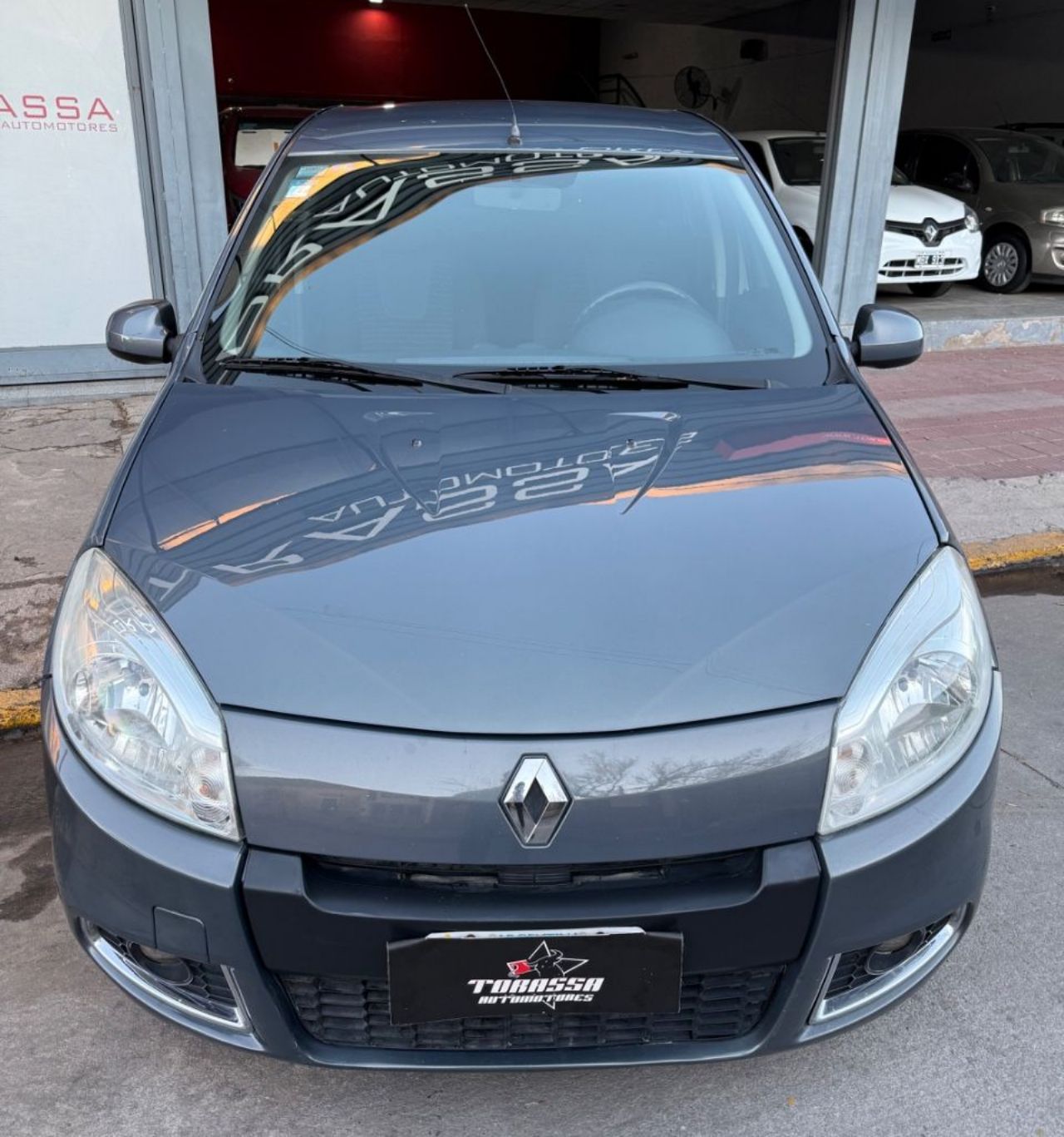 Renault Sandero Usado en Córdoba, deRuedas