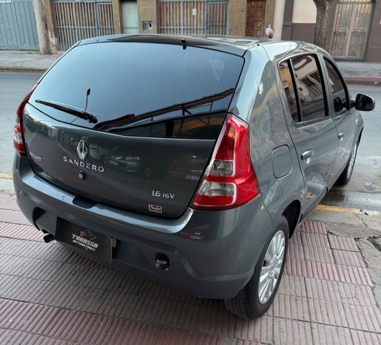 Renault Sandero Usado en Córdoba, deRuedas