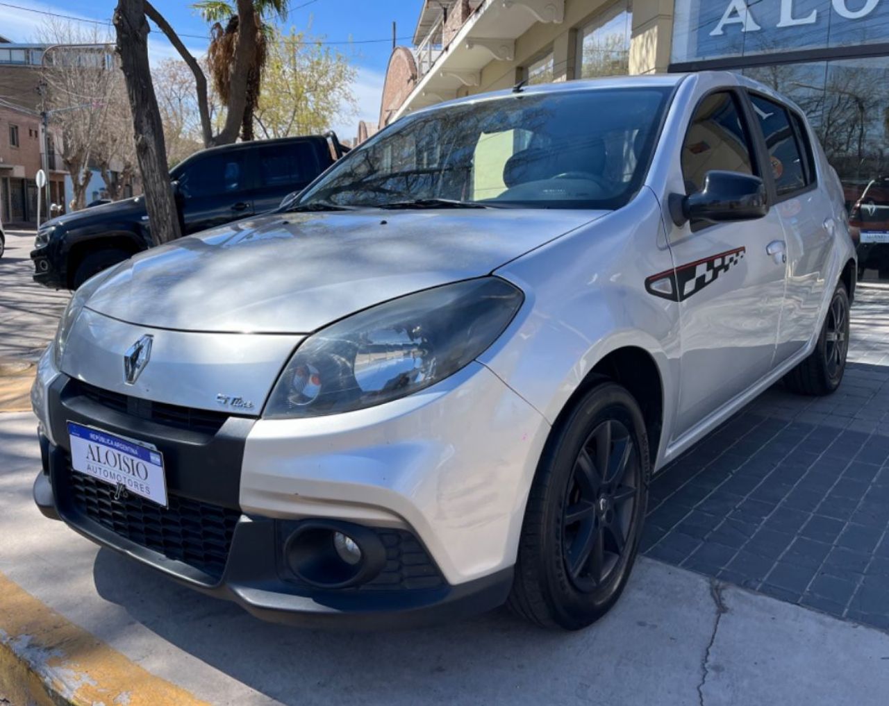 Renault Sandero Usado en Mendoza, deRuedas
