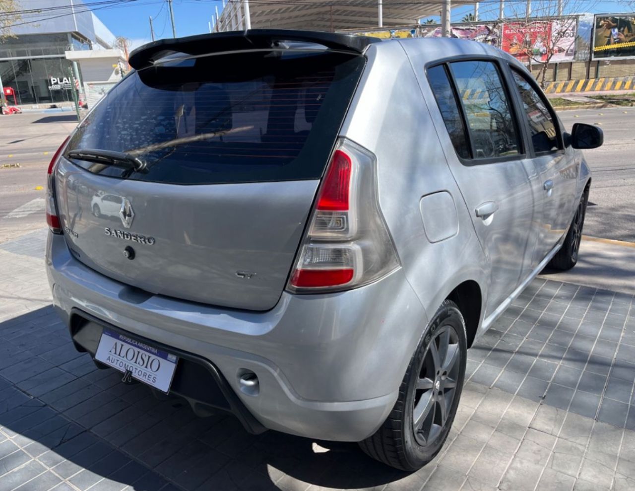 Renault Sandero Usado en Mendoza, deRuedas