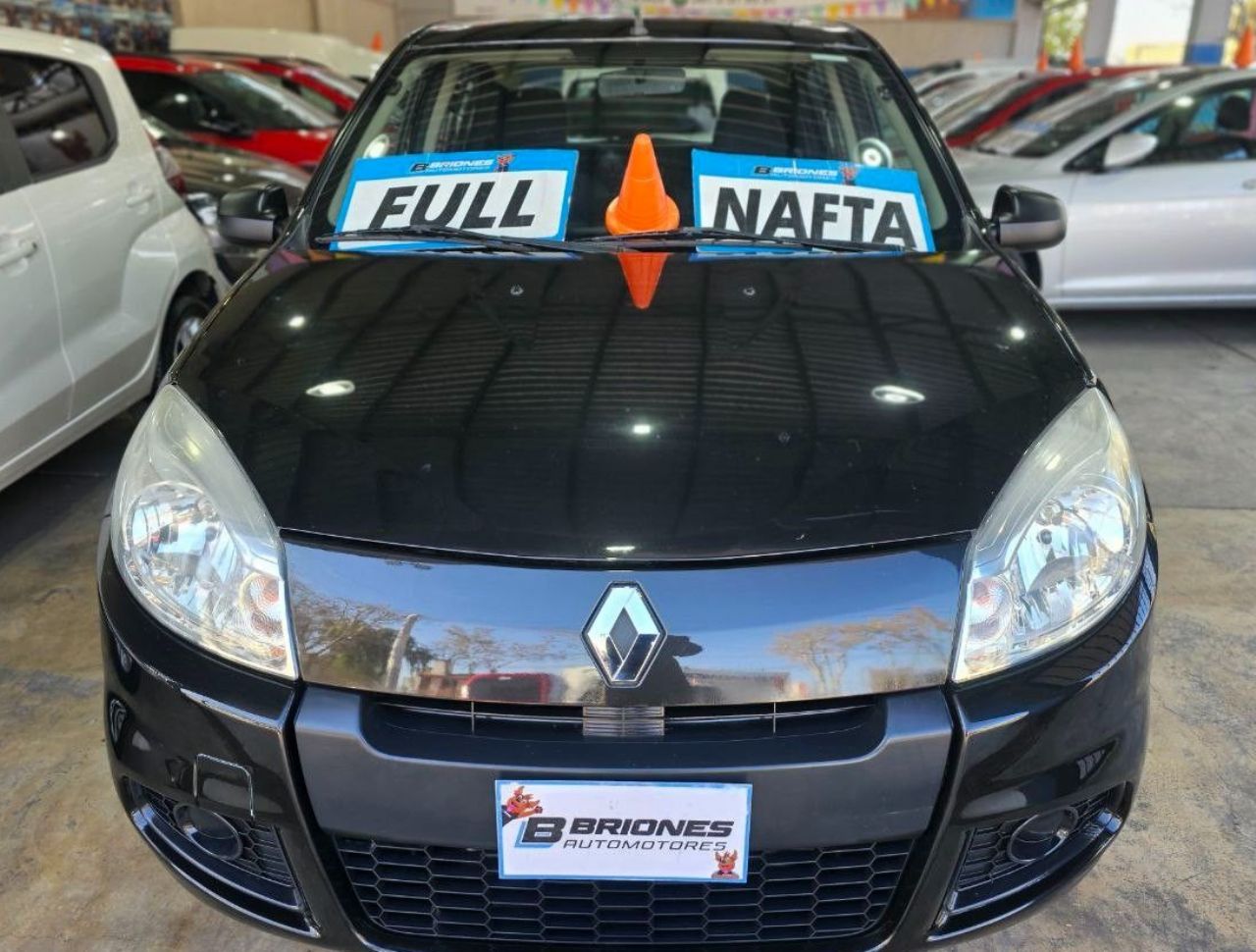 Renault Sandero Usado en Mendoza, deRuedas