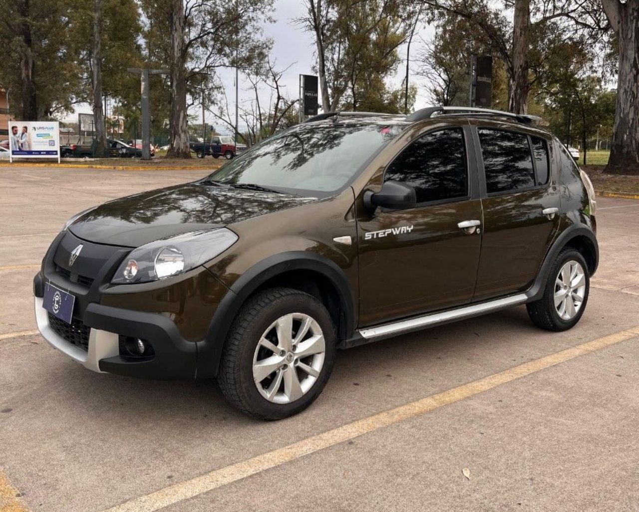 Renault Sandero Usado Financiado en Córdoba, deRuedas