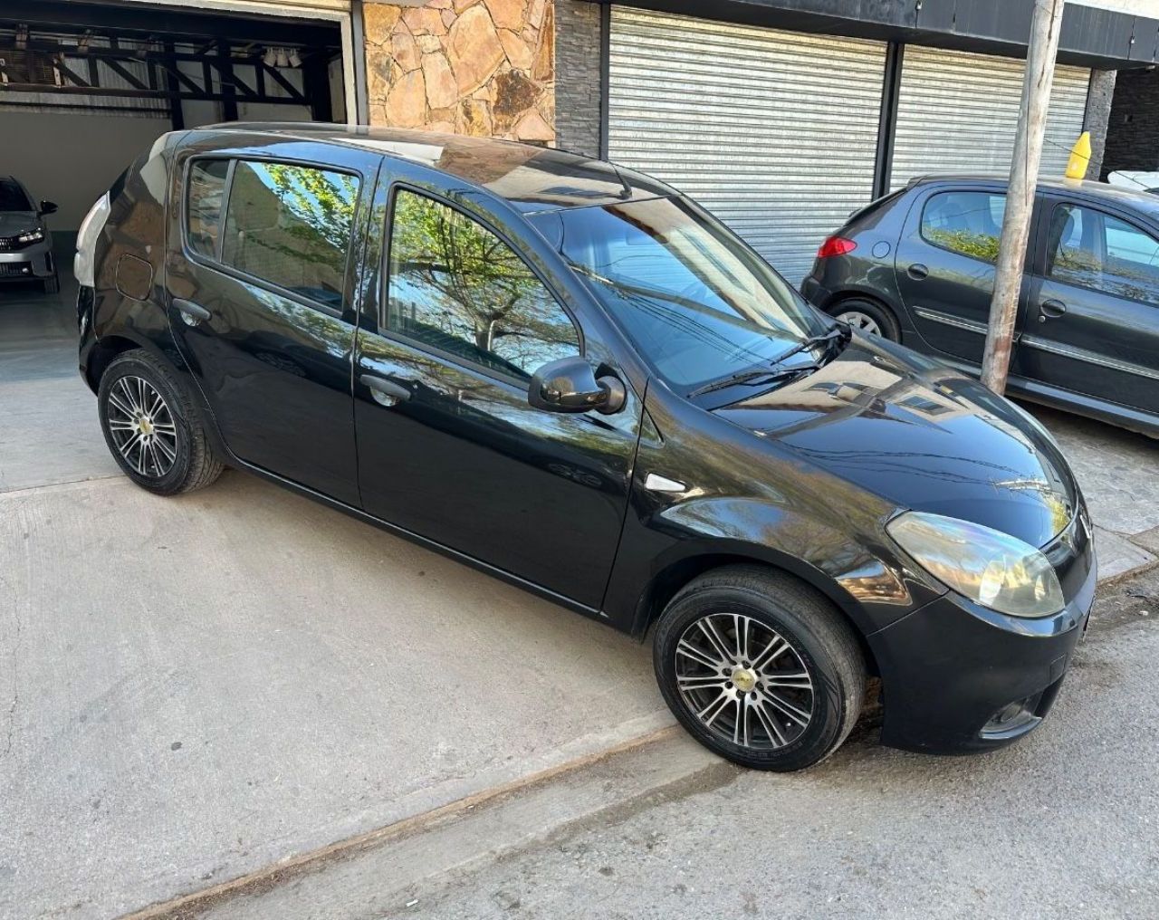 Renault Sandero Usado Financiado en Mendoza, deRuedas