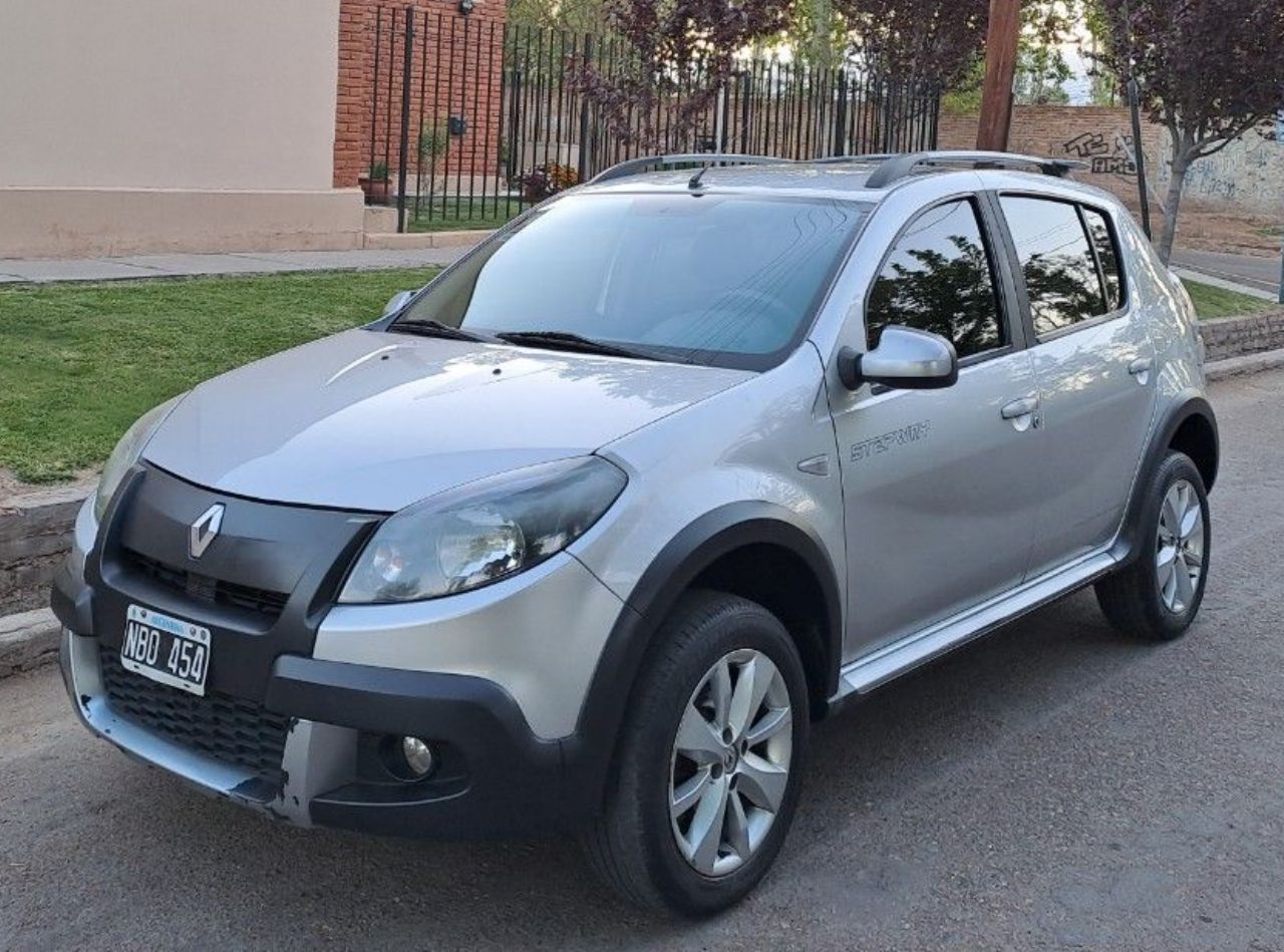 Renault Sandero Usado en Mendoza, deRuedas