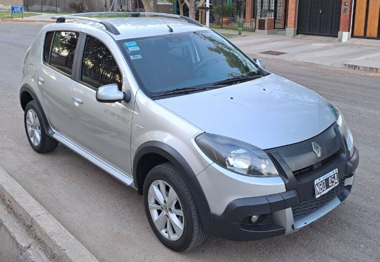 Renault Sandero Usado en Mendoza, deRuedas