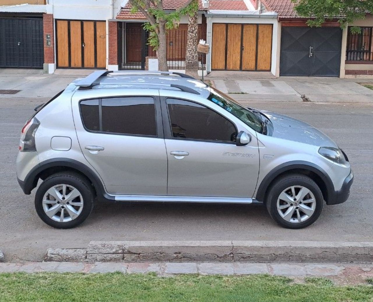 Renault Sandero Usado en Mendoza, deRuedas