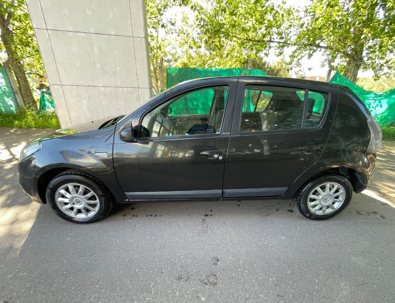 Renault Sandero Usado en Mendoza, deRuedas