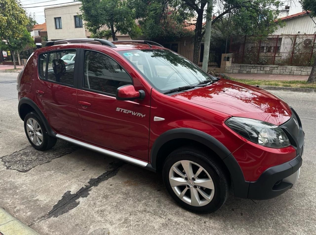 Renault Sandero Usado Financiado en Córdoba, deRuedas