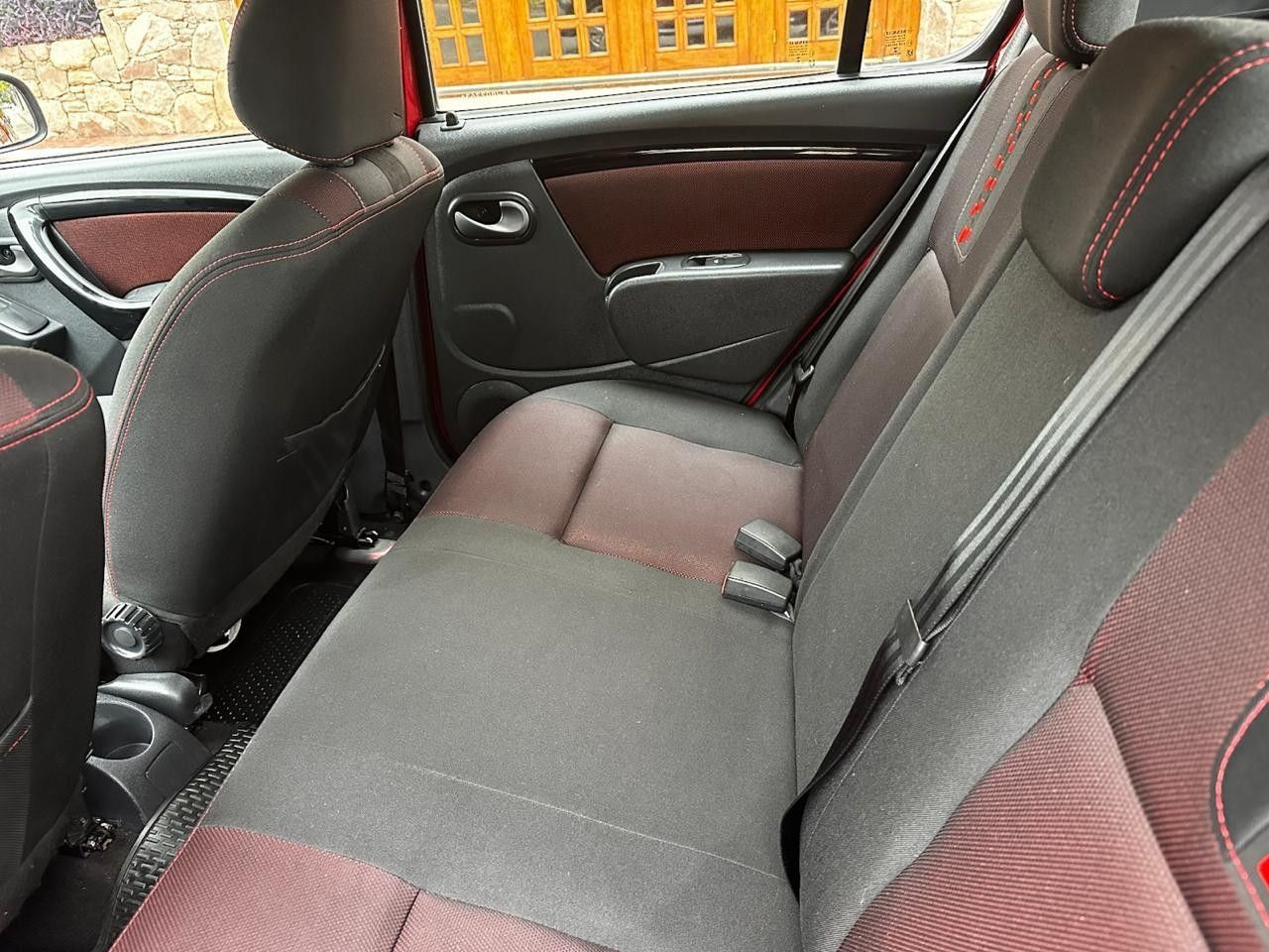 Renault Sandero Usado Financiado en Córdoba, deRuedas